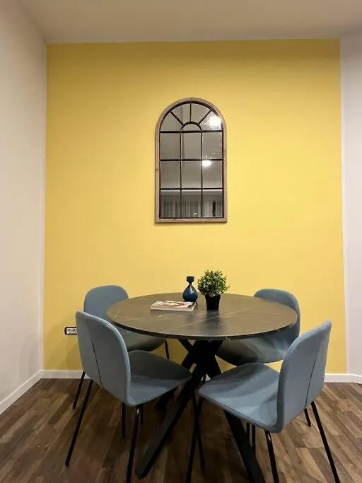 Stylish Newly Renovated Apt Feels Like Second Home Bucharest 0*,